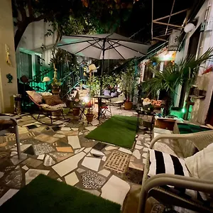 Otel Maria, Tiflis